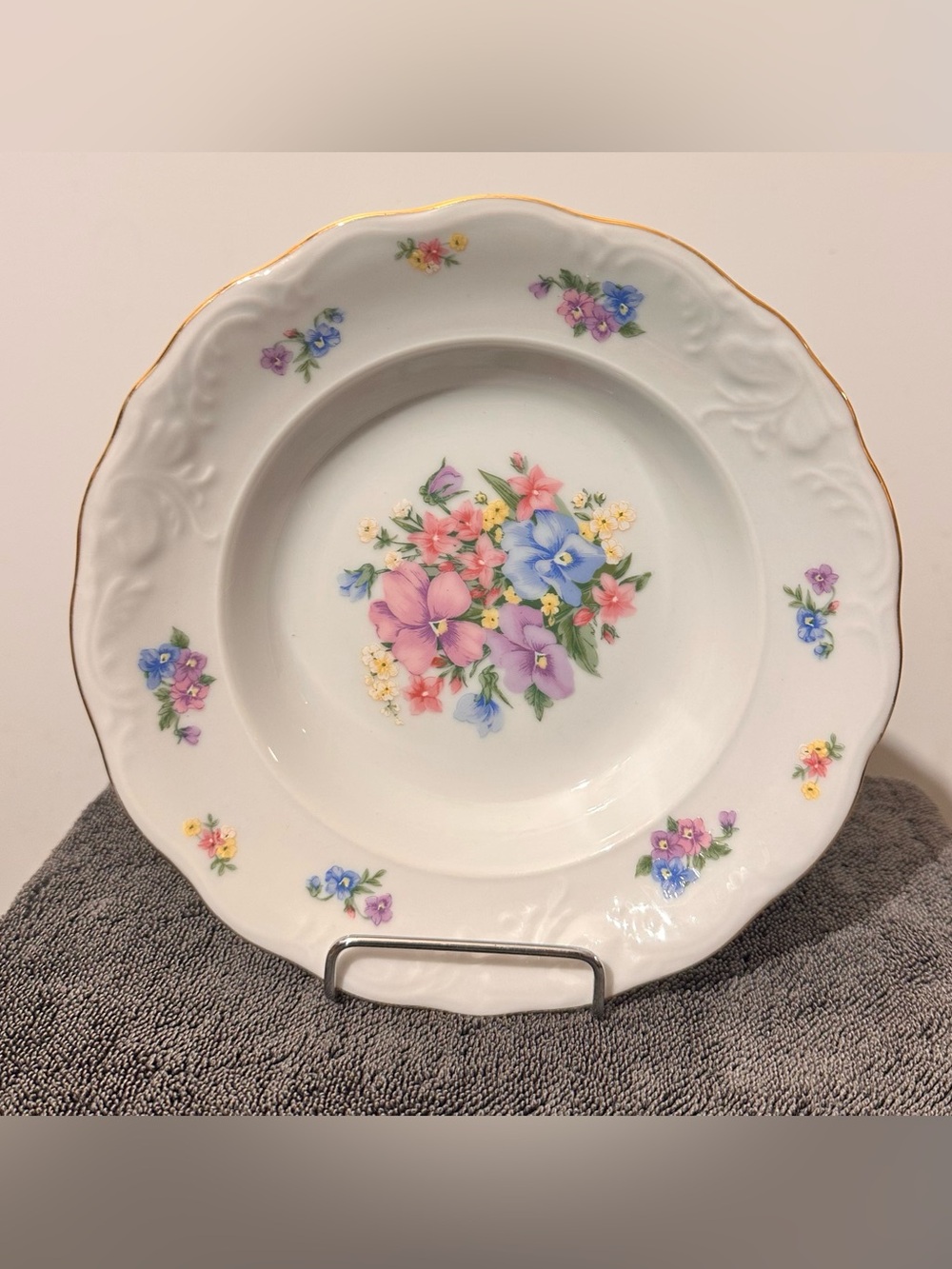Vintage Tienshan Fine China JP Rhapsody 8” Rimmed Soup Bowl